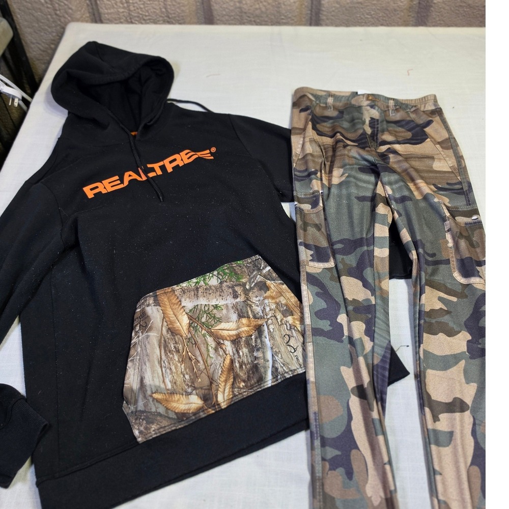 Realtree Mens Hoodie and Camo Pants Set Black Orange Logo Size L M 24RET285F